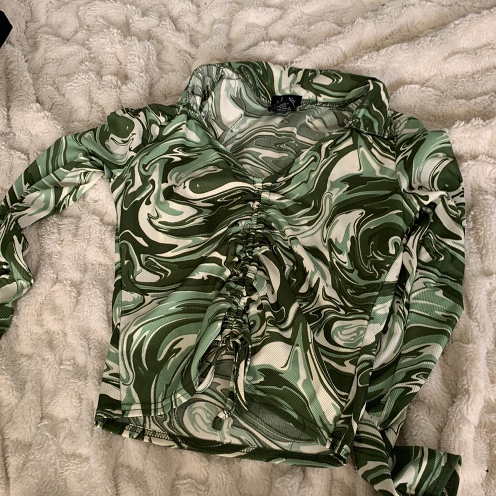 Tie collard shirt